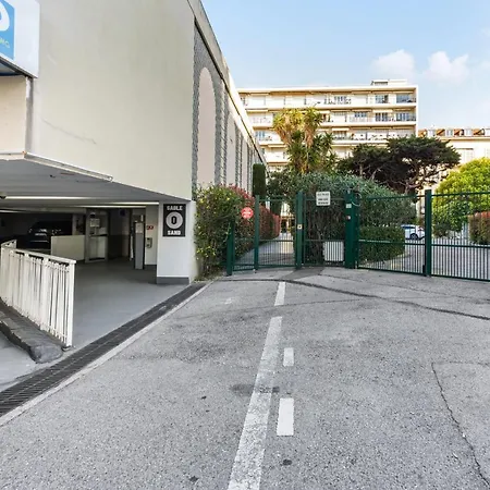 Marble - Welkeys Apartment